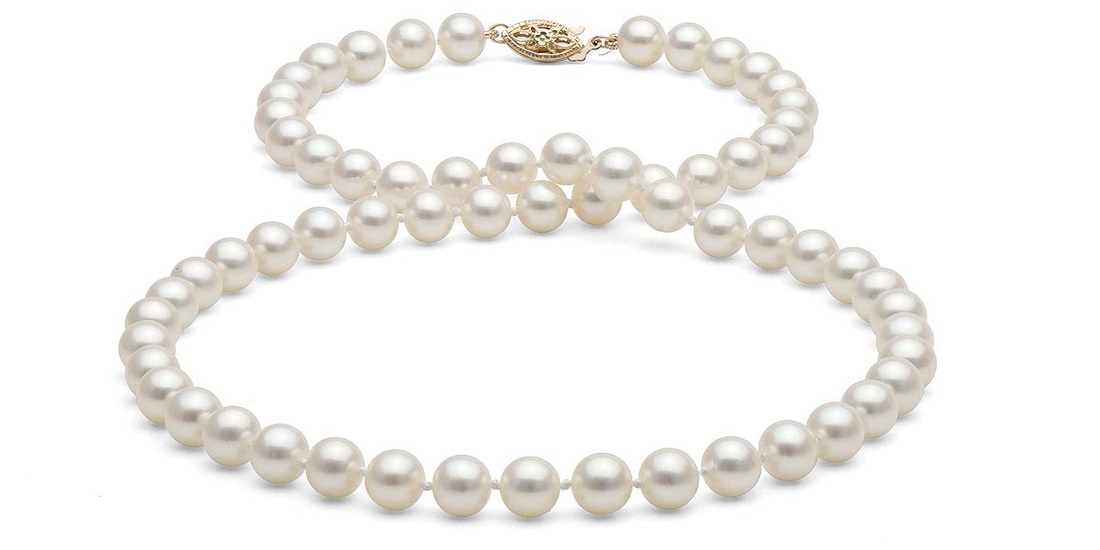 Gradual Size White Freshwater Pearls Strand  White freshwater pearl, Pearl  strands, Pearl types